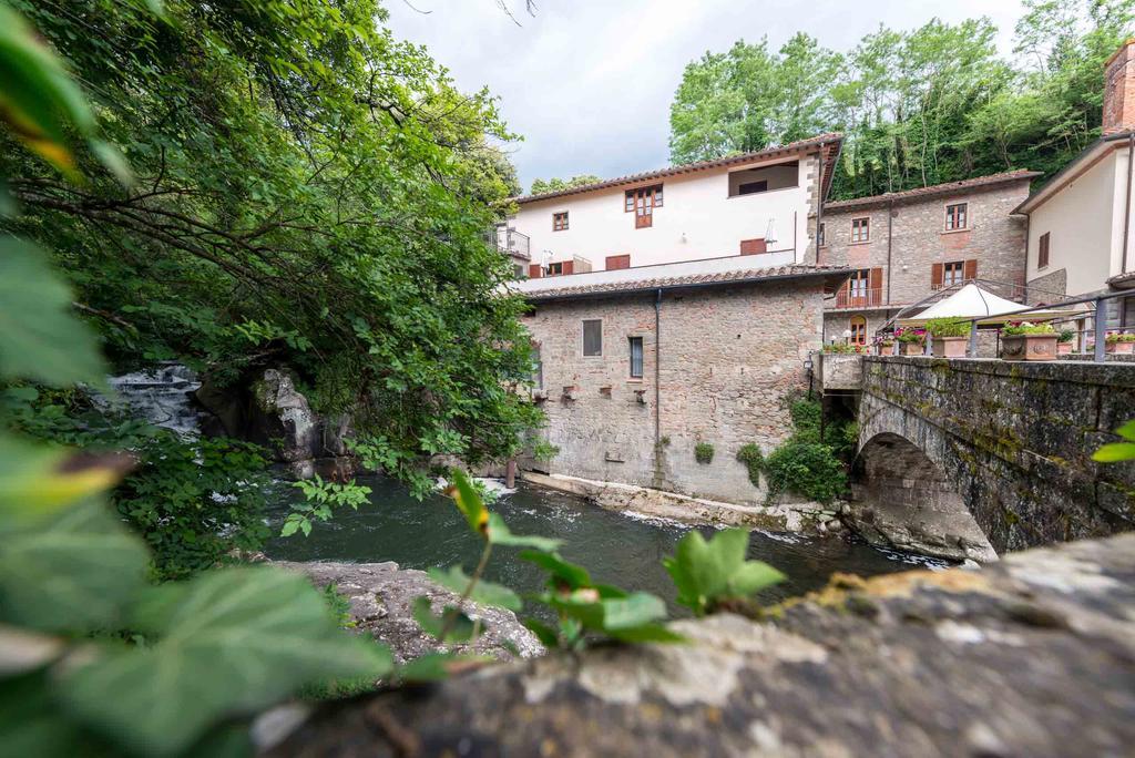 Residence Ristorante La Ferriera Loro Ciuffenna Exterior photo