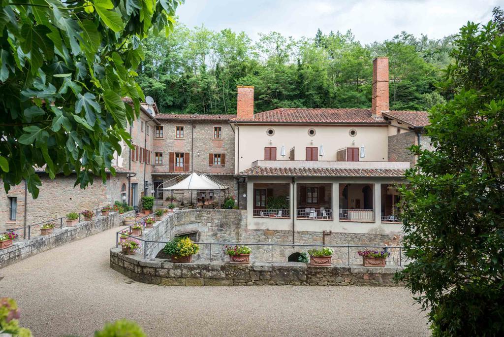 Residence Ristorante La Ferriera Loro Ciuffenna Exterior photo